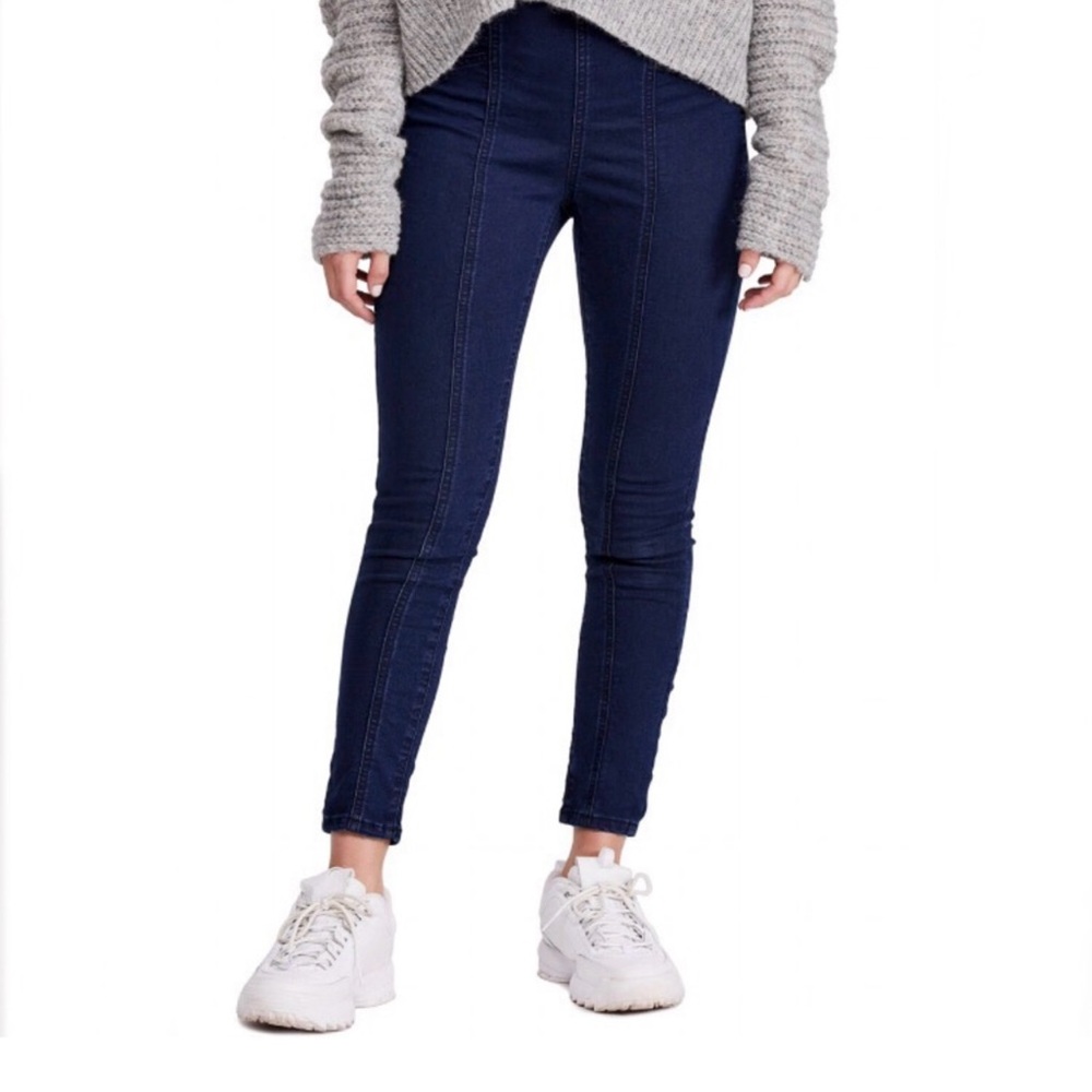 Free People: We The Free, Feel Alright Dark Wash Skinny Jeans